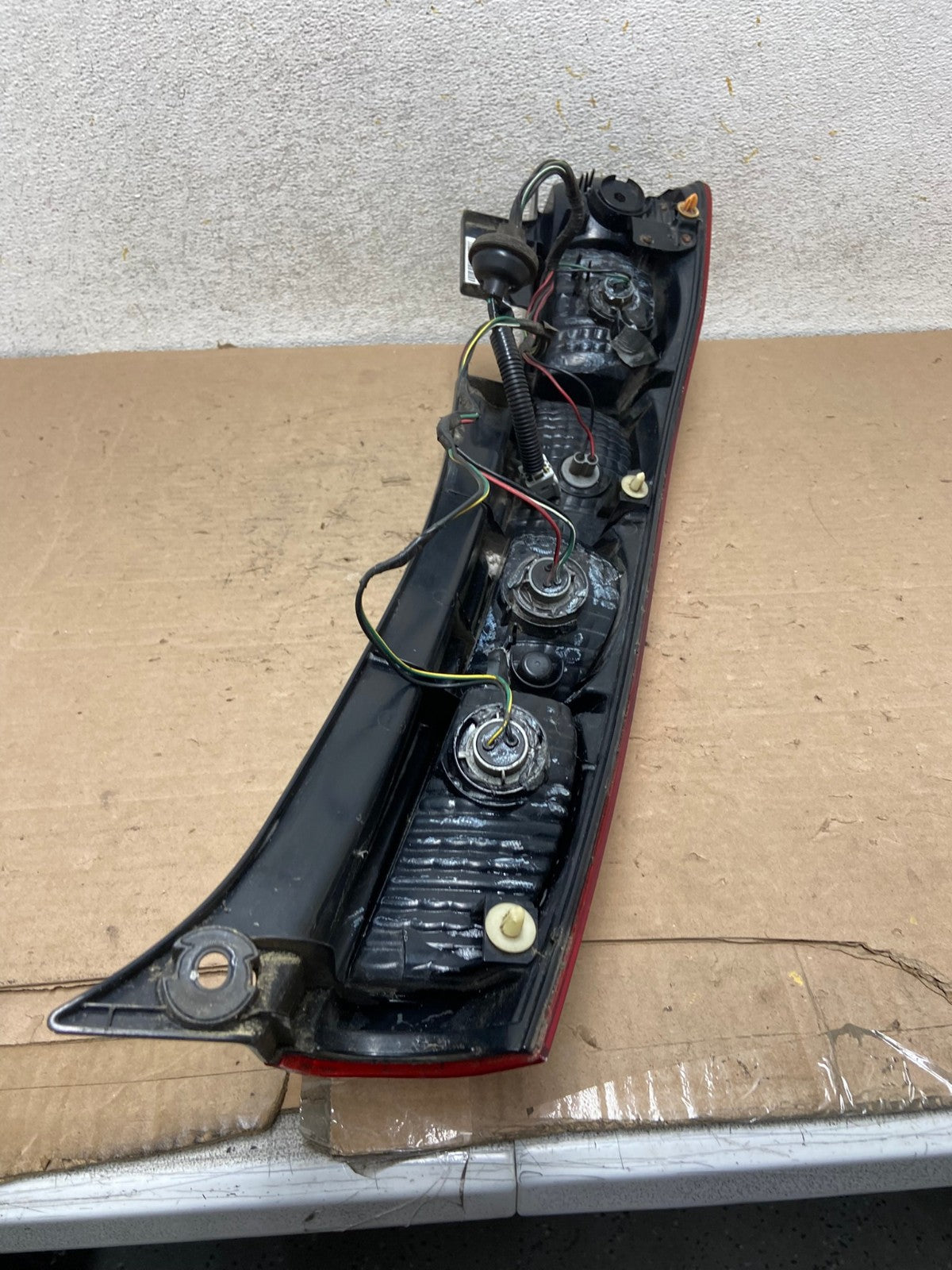 2005 to 2006 Honda Cr-v Crv Right Passenger Side Tail Light AI1087 LK9