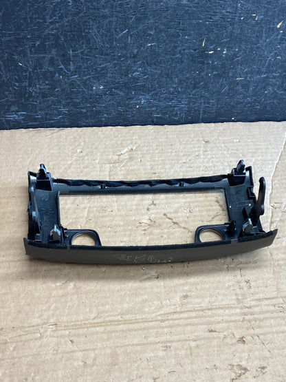 2013 - 2016 Nissan Sentra Radio Trim Bezel Panel 682603sg1a AF2109 DW3