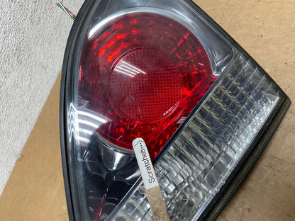 2000-2003 Lexus RX300 Right Passenger Side Rear Inner Tail Light AD6169 LK3
