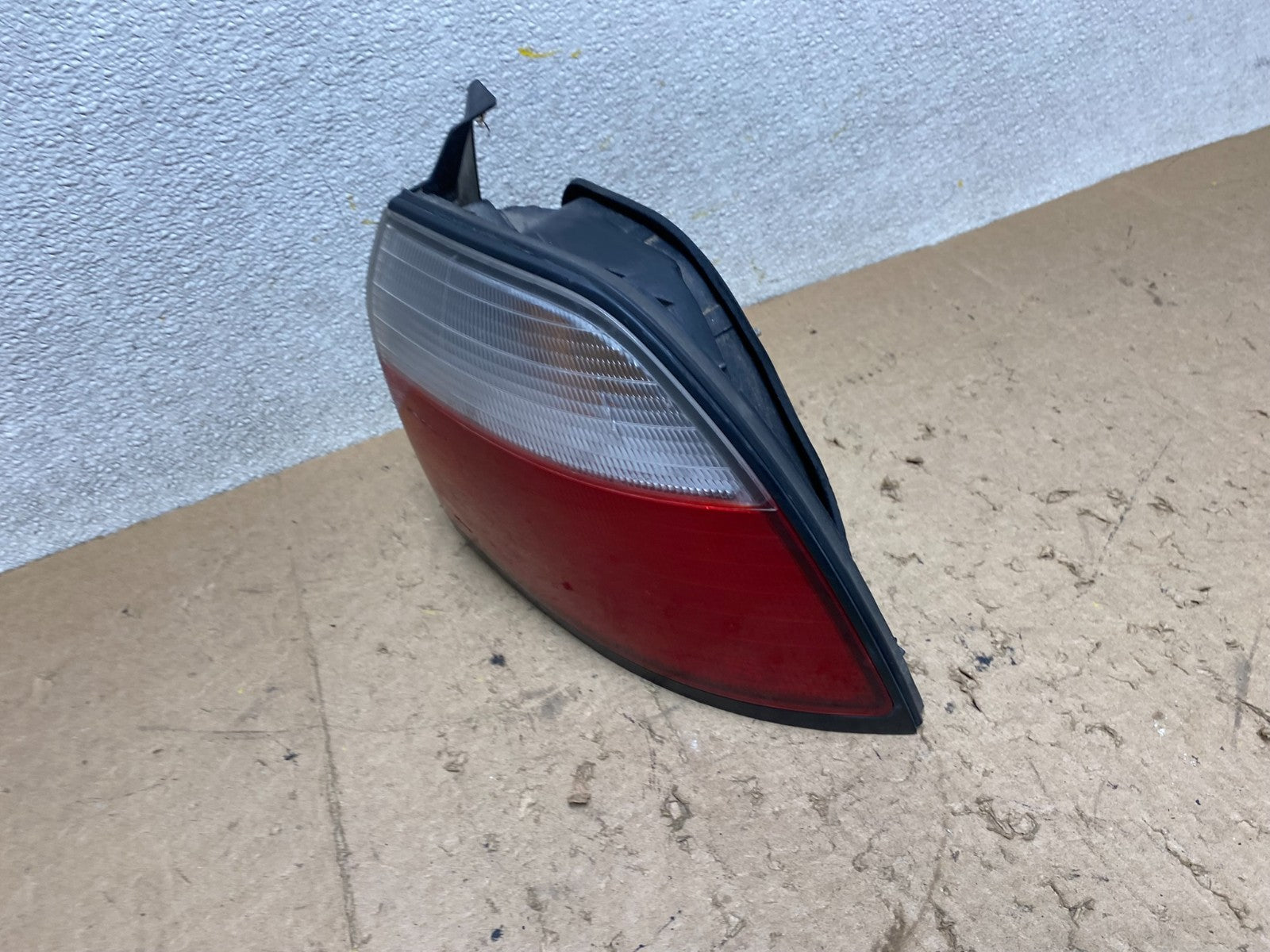 1996 to 1997 Honda Accord Right Passenger RH Side Tail Light OEM X2427 DW1