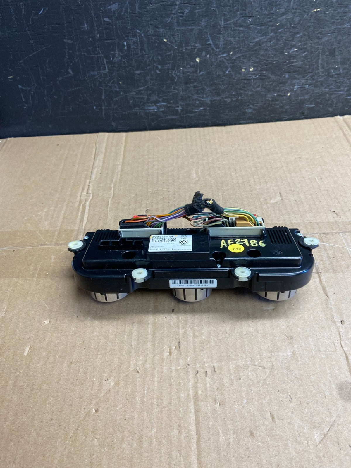 2012-2014 Volkswagen Jetta Center Climate Control Panel AC Heat Bezel AF2786 DG3