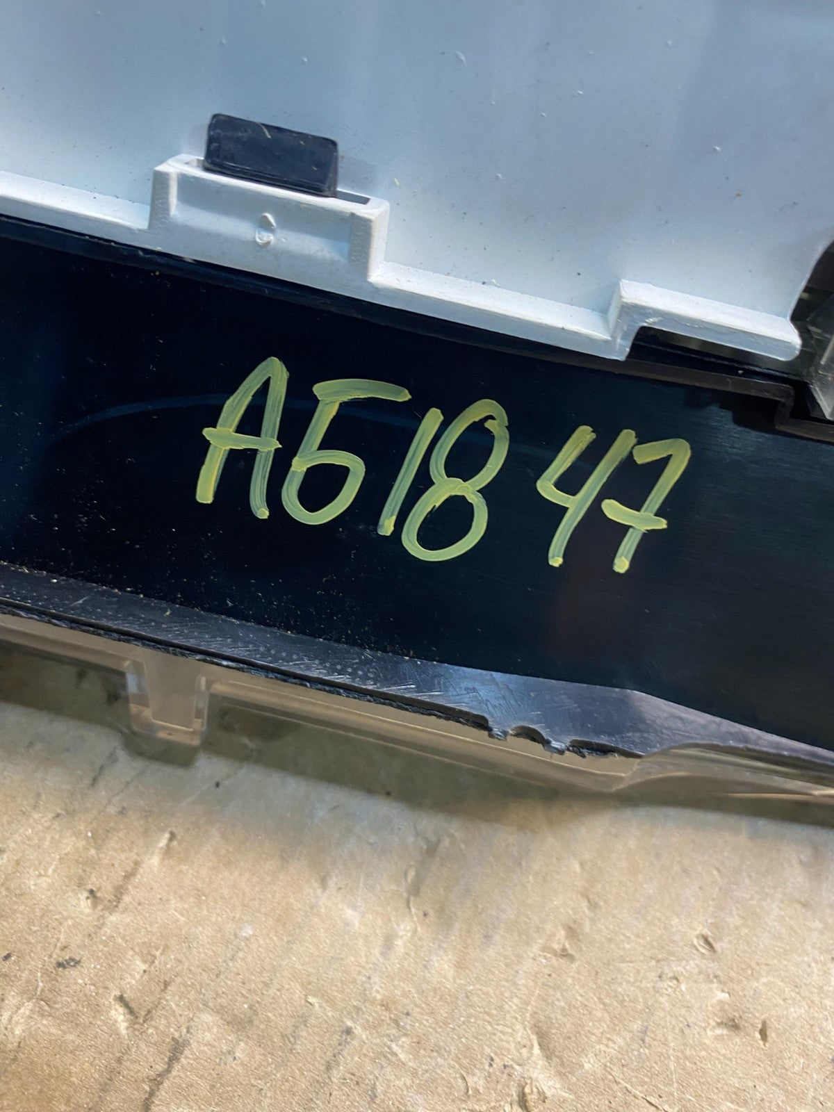 1999 to 2003 Ford E150 E250 E350 VAN Gauge Speedometer Cluster AG1847 DG6