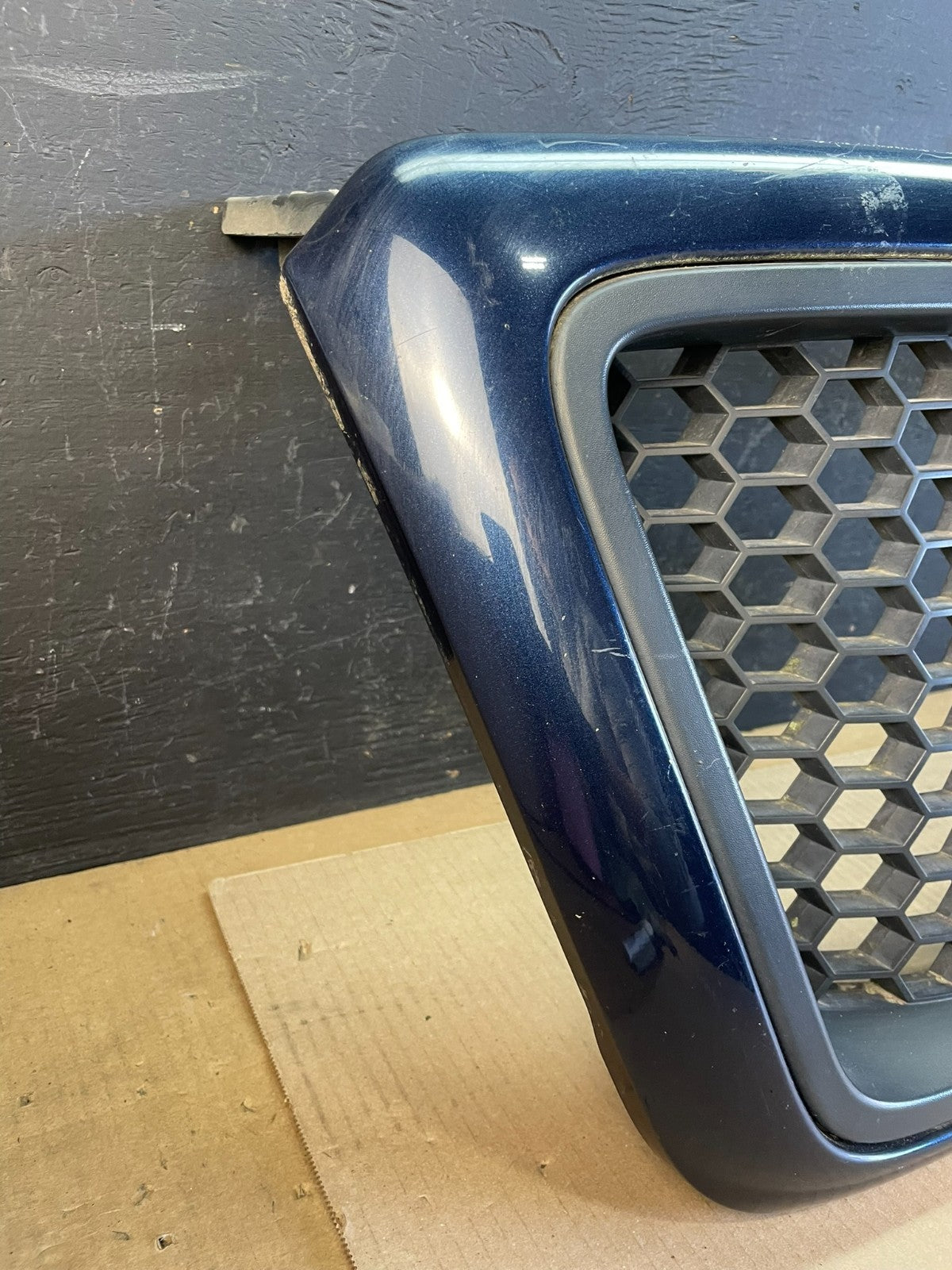 2004 to 2008 Ford F150 F-150 Front Upper Grill Grille Oem AC1999 DG2