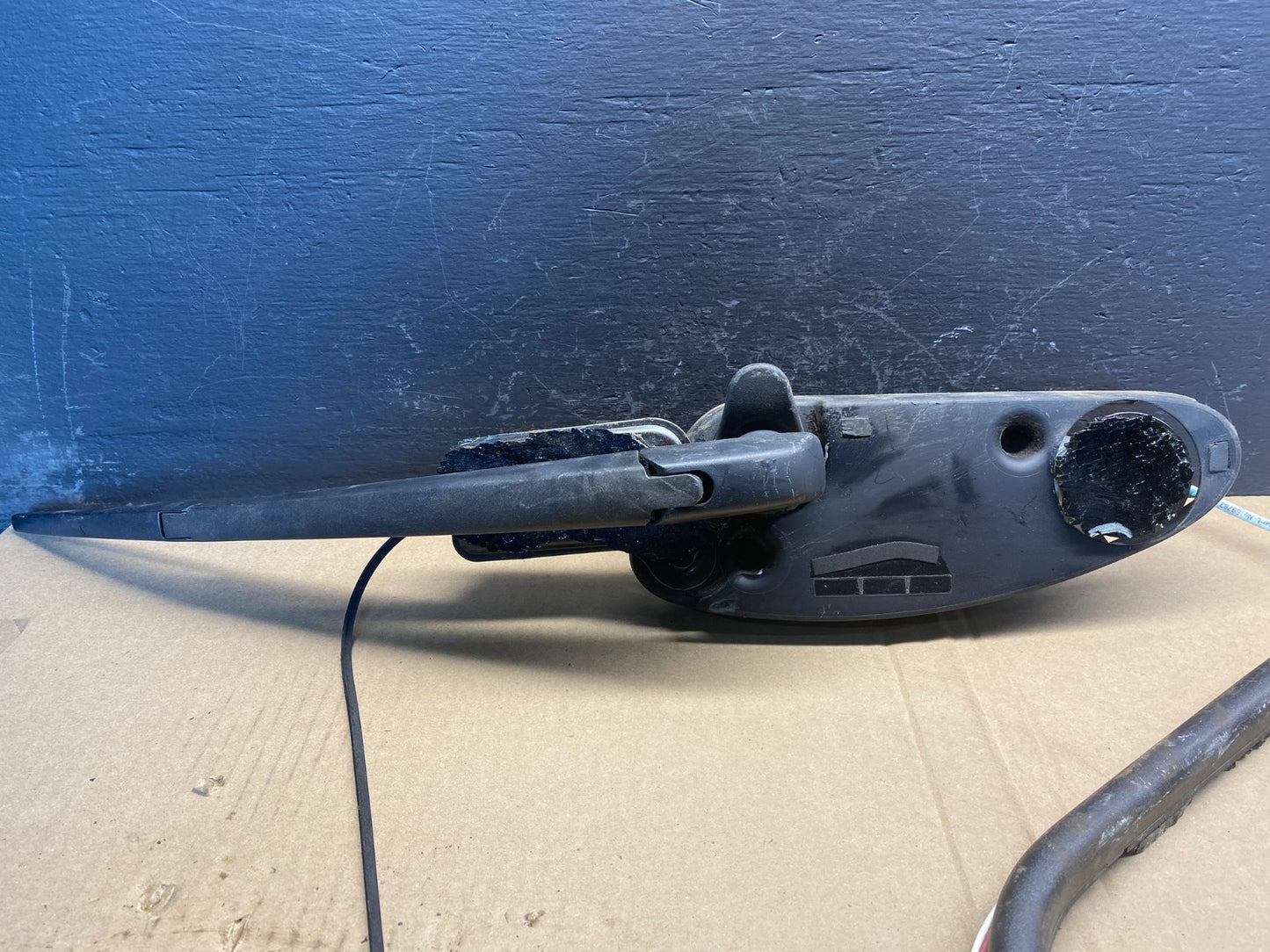 2011-2013 Jeep Grand Cherokee Tailgate Back Door Rear Wiper Motor Wiper AC0947 D0