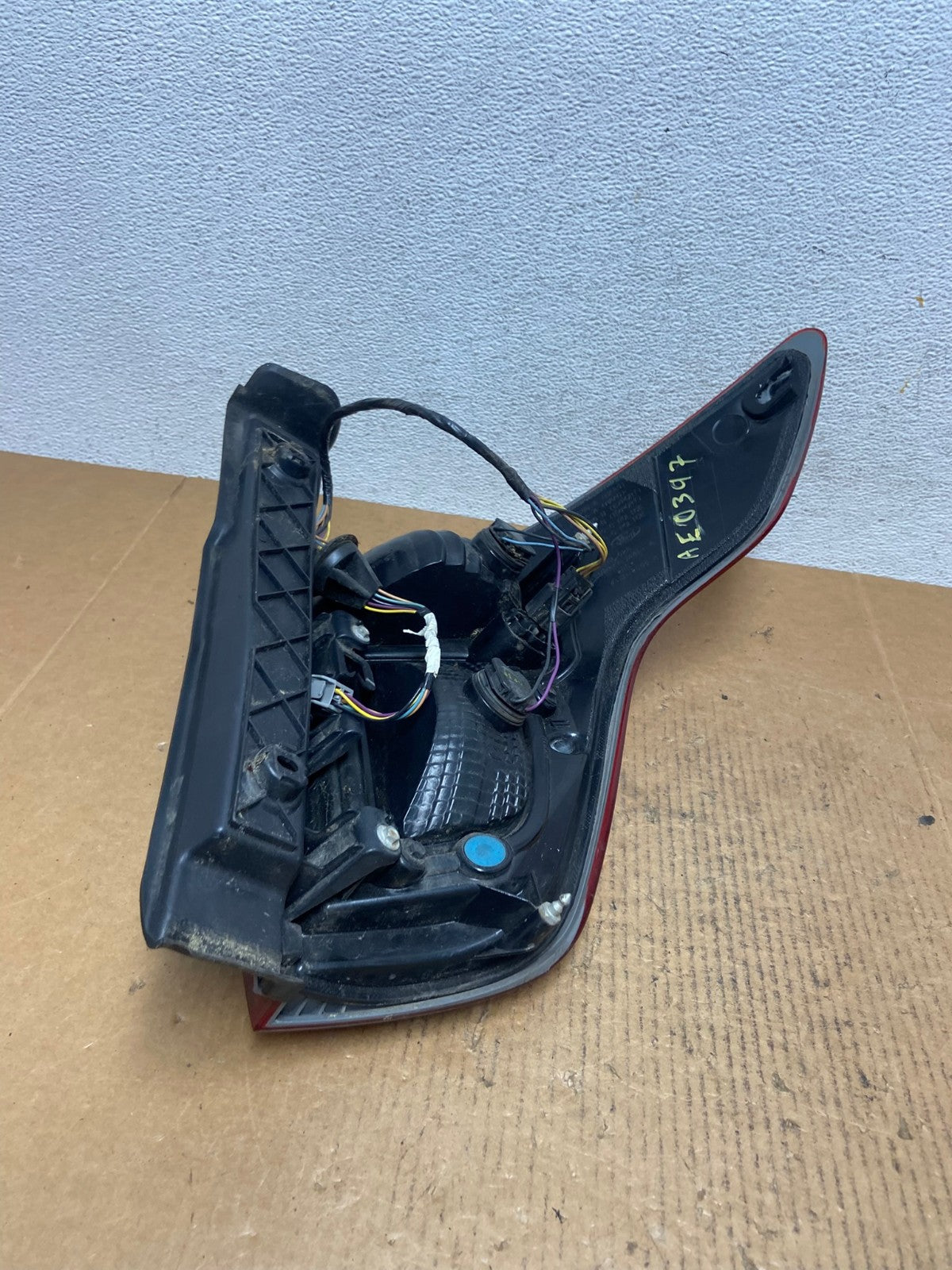 2011 2012 2013 2014 2015 Ford Explorer Left Driver LH Side Tail light AE0397 LK4