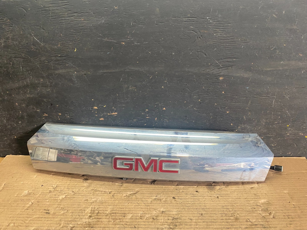 2010-2015 Gmc Terrain Lift Gate Handle Back Up with Camera Camera Panel S5601 DG0
