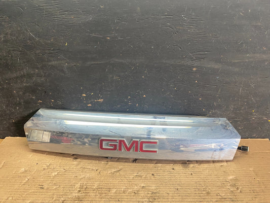 2010-2015 Gmc Terrain Lift Gate Handle Back Up with Camera Camera Panel S5601 DG0