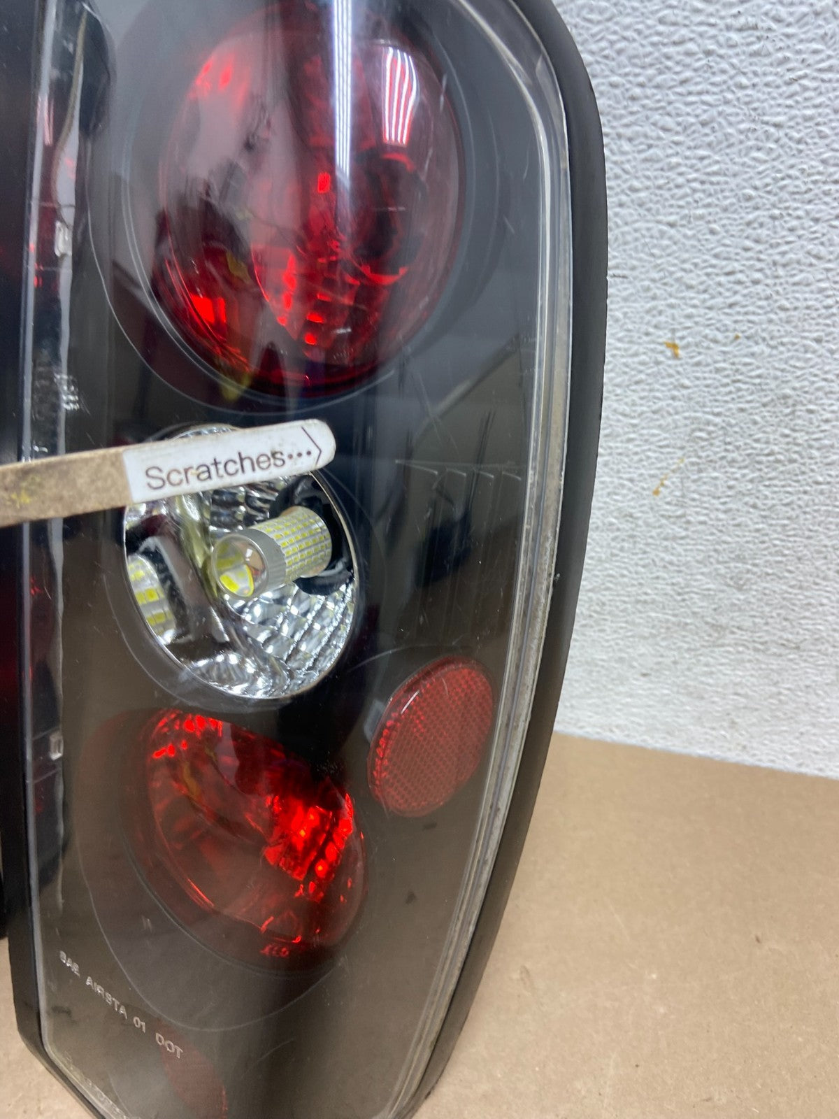 1998 to 2004 Nissan Frontier Left+Right Set Black Side Tail lights AE6773 DG4