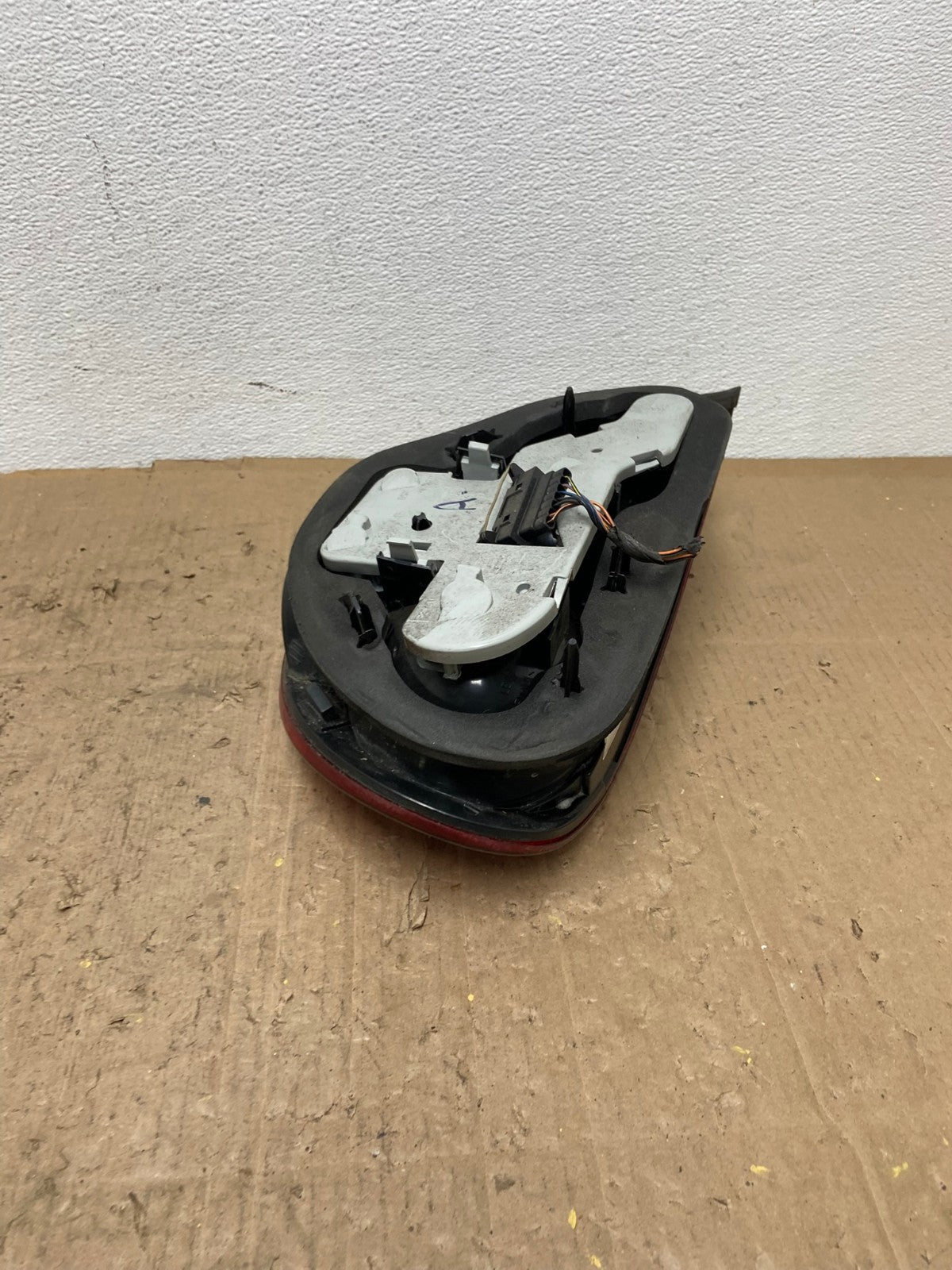 2000 to 2004 Jaguar S-Type Right Passenger RH Side Tail Light AC0193 LK6