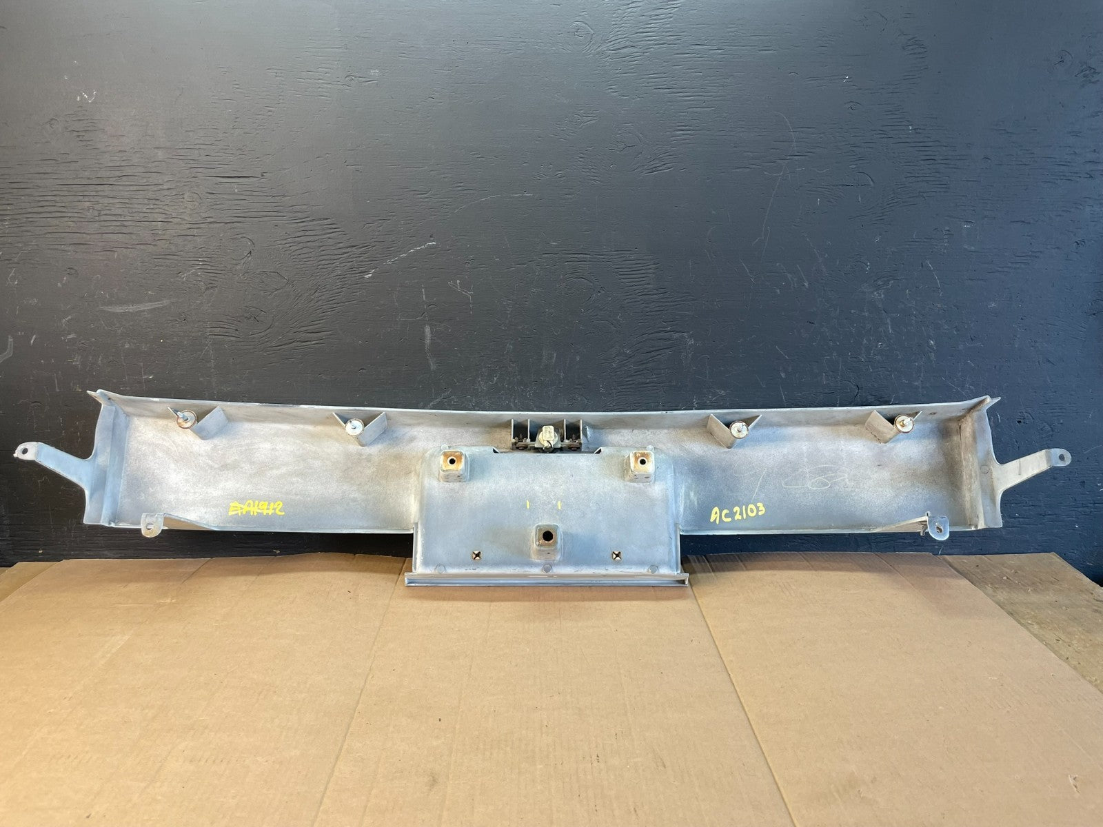 1989 to 1991 Oldsmobile Cutlass Rear Body Finish Panel Trim Trunk AC2103 DG5