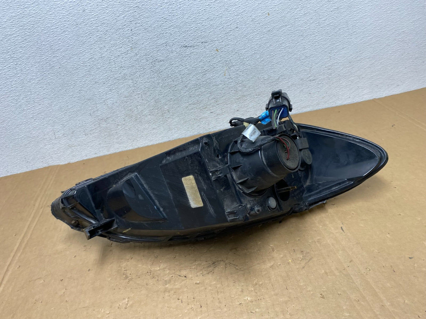 2000 to 2007 Ford Taurus Left Driver LH Side Halogen Headlight AD3232 DW6