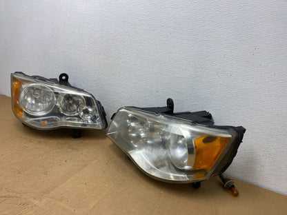 2008 to 2016 Chrysler Town and Country Left+Right Side Headlights AC8566 DW1