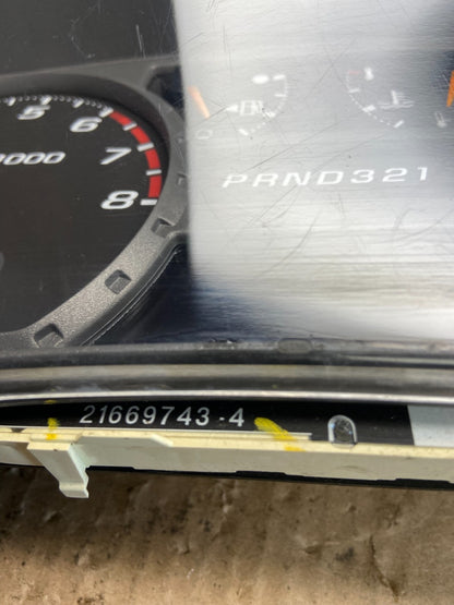 2004 to 2012 Chevrolet Colorado Instrument Cluster Speedometer AE4298 DW6