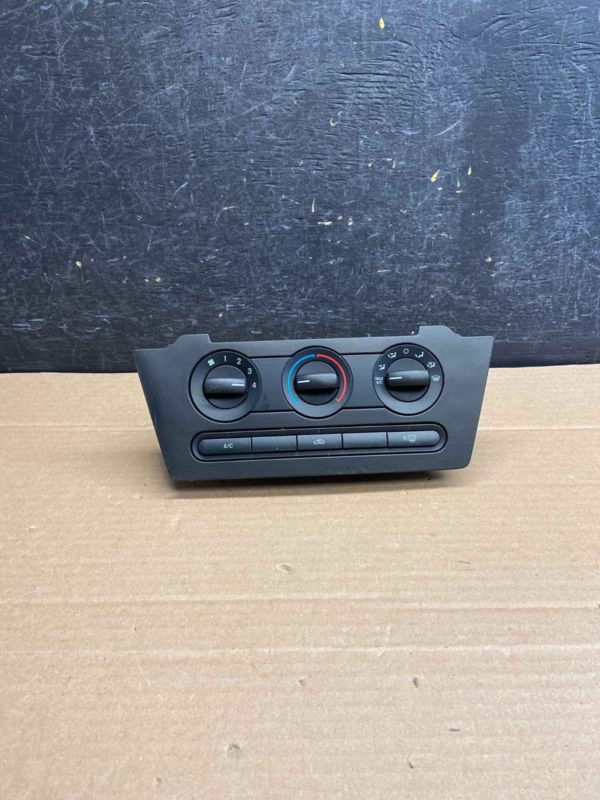 2006 to 2009 Ford Fusion Mercury Milan Climate Control A/C Control AG5069 DG0