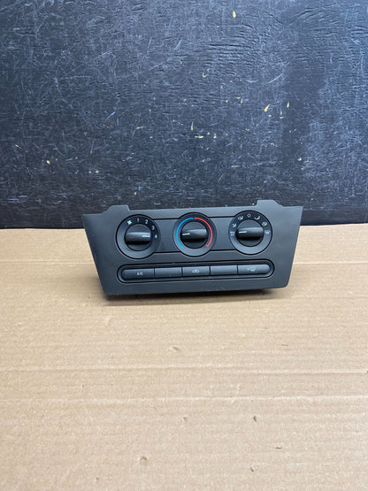 2006 to 2009 Ford Fusion Mercury Milan Climate Control A/C Control AG5069 DG0
