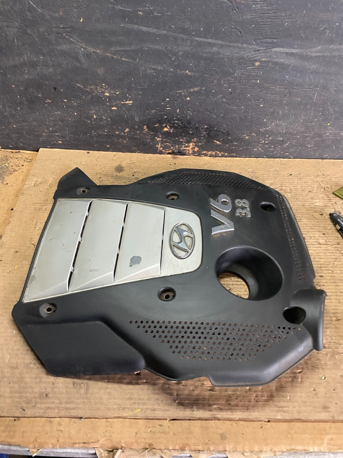 2006 to 2010 Hyundai Azera V6 Engine Motor Shield Cover OEM S5950 DG3