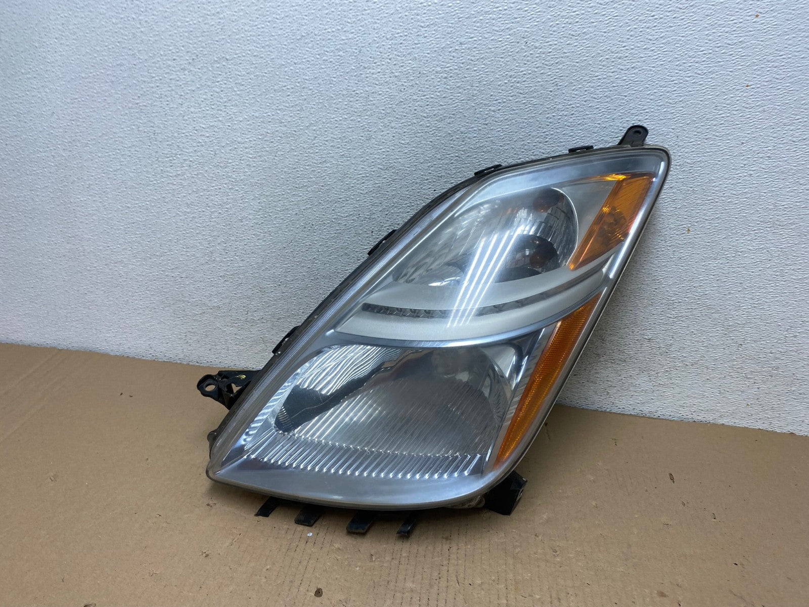 2006-2009 Toyota Prius Left Driver LH Side Headlight Halogen AF3115 LK0