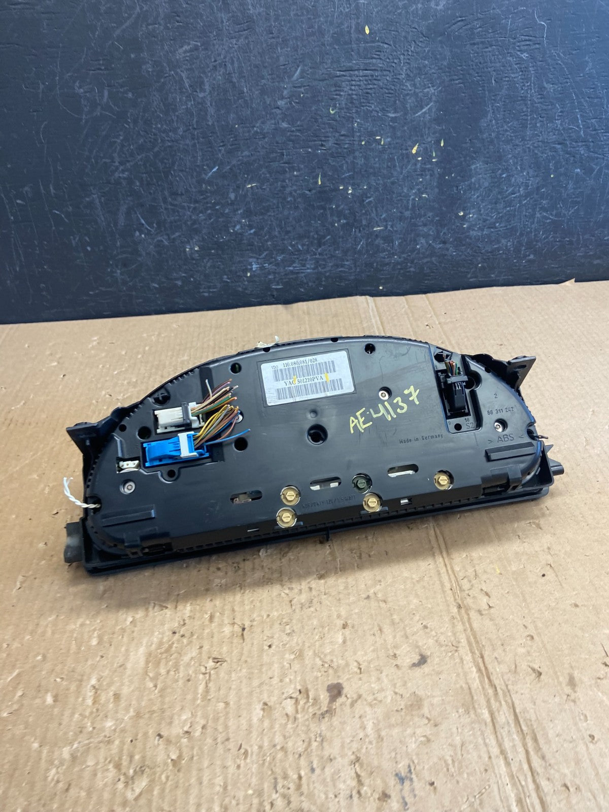 2003 2006 Land Range Rover Speedometer Cluster Gauge AE4137 DG5