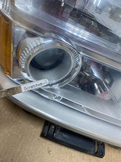 2010 to 2015 GMC Terrain Halogen Passenger Right Rh Side Headlight AF9556 DW3