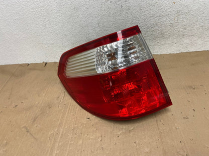2005 2006 2007 Honda Odyssey Left Driver LH Side Tail Light AE9179 LK0