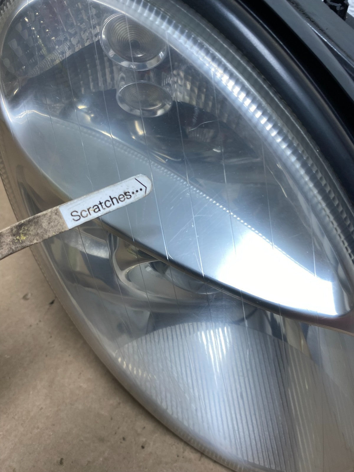 2003-2006 Mercedes E E320 E350 Class Right Passenger Halogen Headlight AE5943 DW3