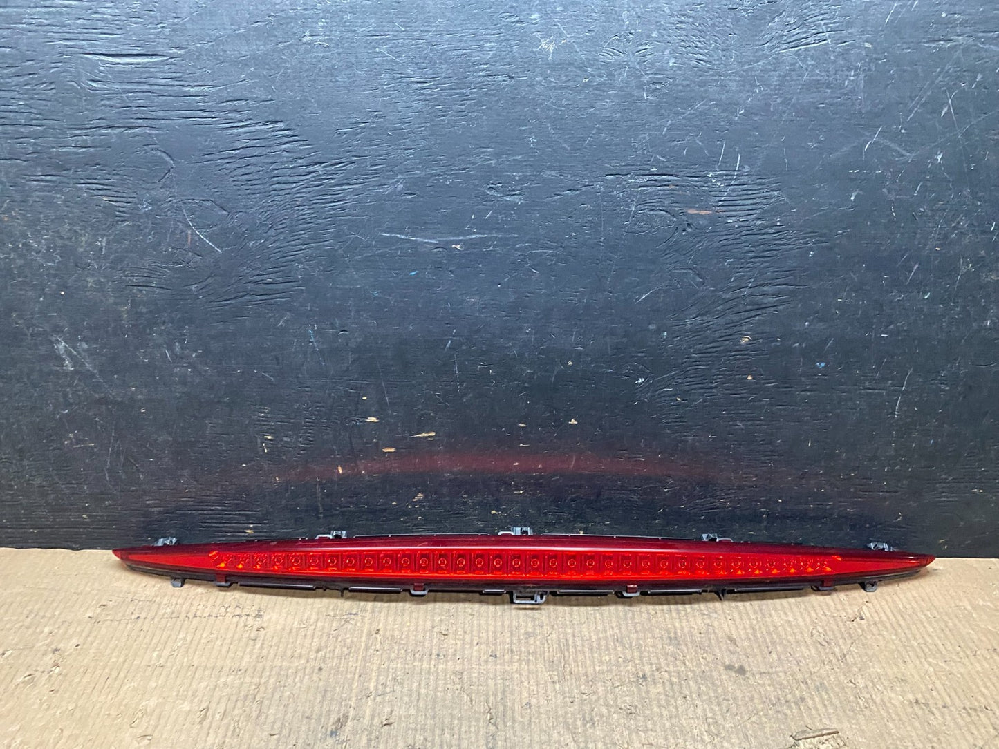 2004-2009 Cadillac Srx Third 3rd Rear Brake Lamp LED Center Tail Light N3061 DG0