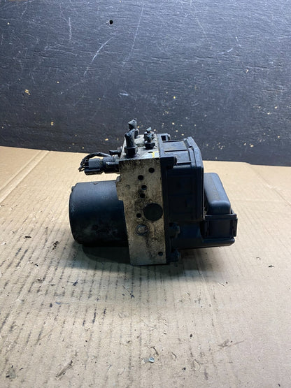 2002 to 2003 BMW X5 ABS Anti-Lock Brake Pump Module ab2713 DG2