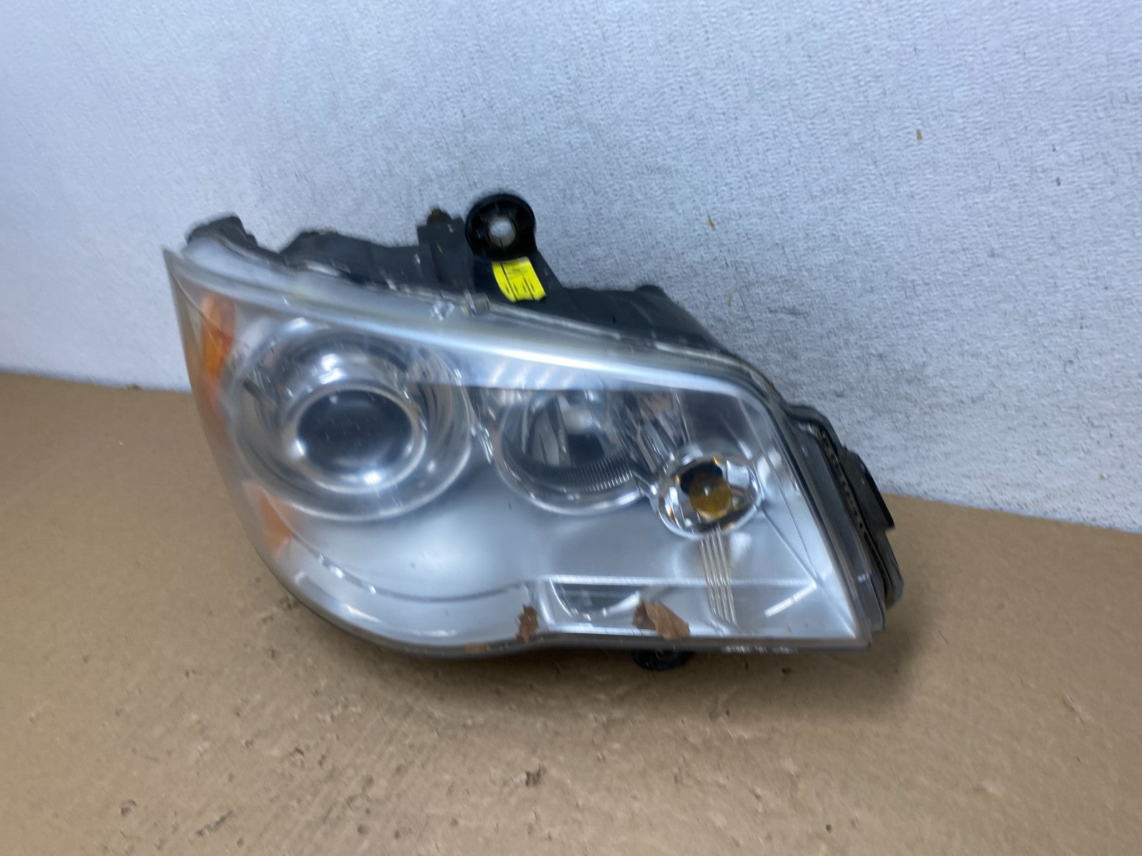 2008 to 2016 Chrysler Town and Country Right Passenger Xenon Headlight AF7921 DW1