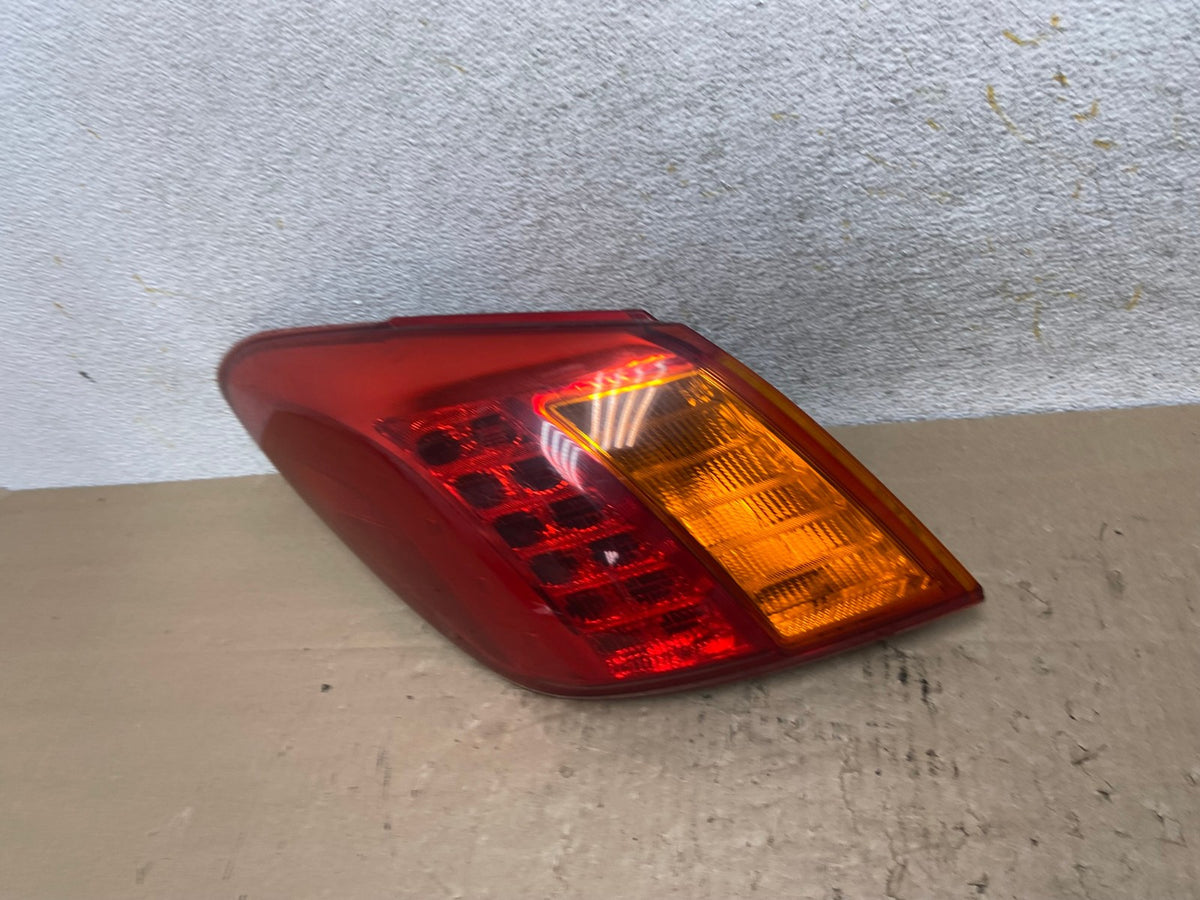 2009 2010 Nissan Murano Left Driver Lh Side Tail Light AI2397 LK1