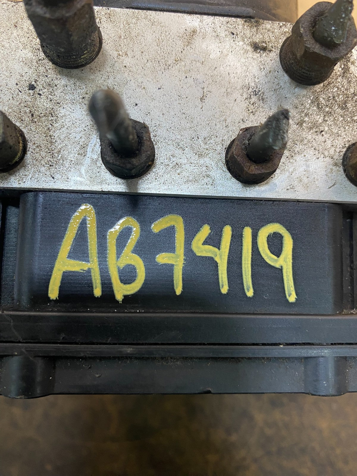 2013 - 2017 Nissan LEAF Infiniti Q50 ABS Anti Lock Brake Pump Booster AF9168 DG7