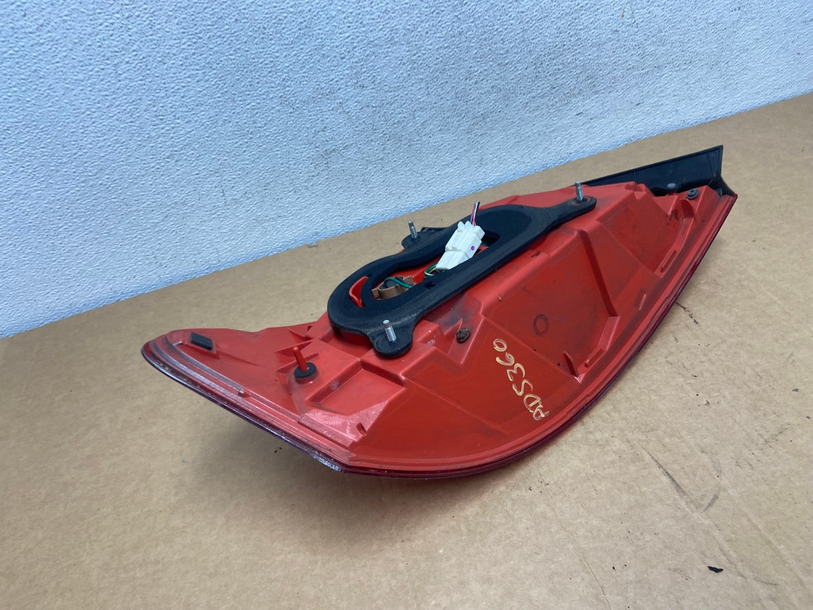 2005 to 2006 Infiniti G35 Right Passenger RH Side Tail Light AD5360 LK6