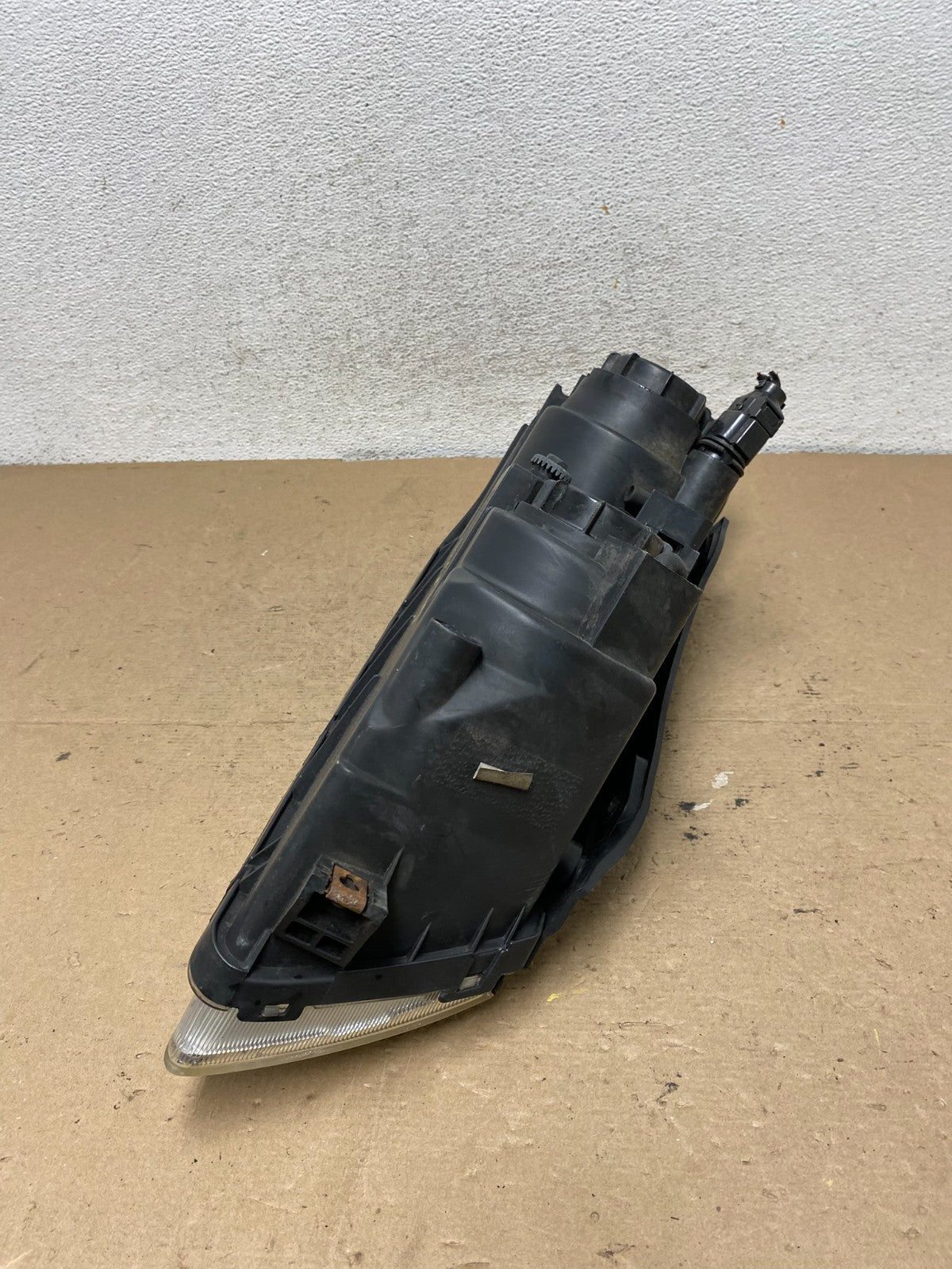 2006 to 2008 Hyundai Sonata Left Driver LH Side Headlight Halogen AF5075 DW6