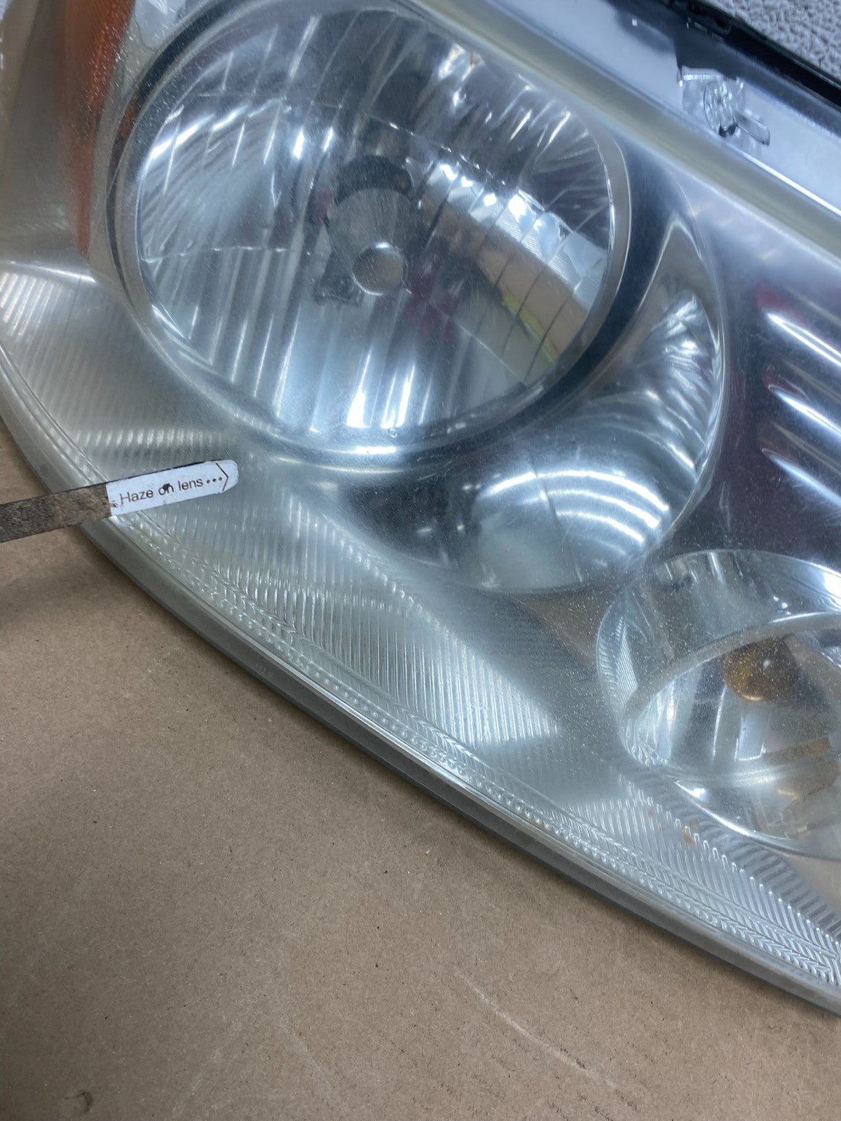 2004 to 2008 Ford F-150 F150 Left+Right Halogen Headlights AH9324 DW7