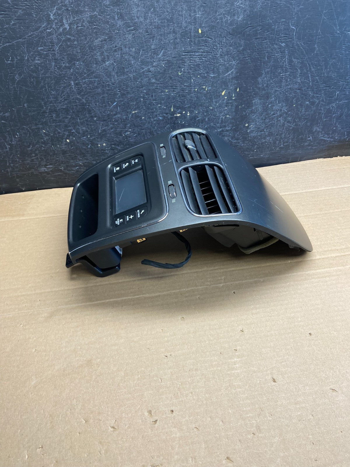 2011-2019 Dodge Journey 4.3 Radio Display Screen Bezel Trim Air Vents AG5034 DG3