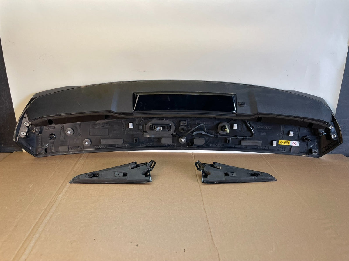 2020 to 2023 Ford Explorer Rear Liftgate Spoiler Wing ah6073 DG3