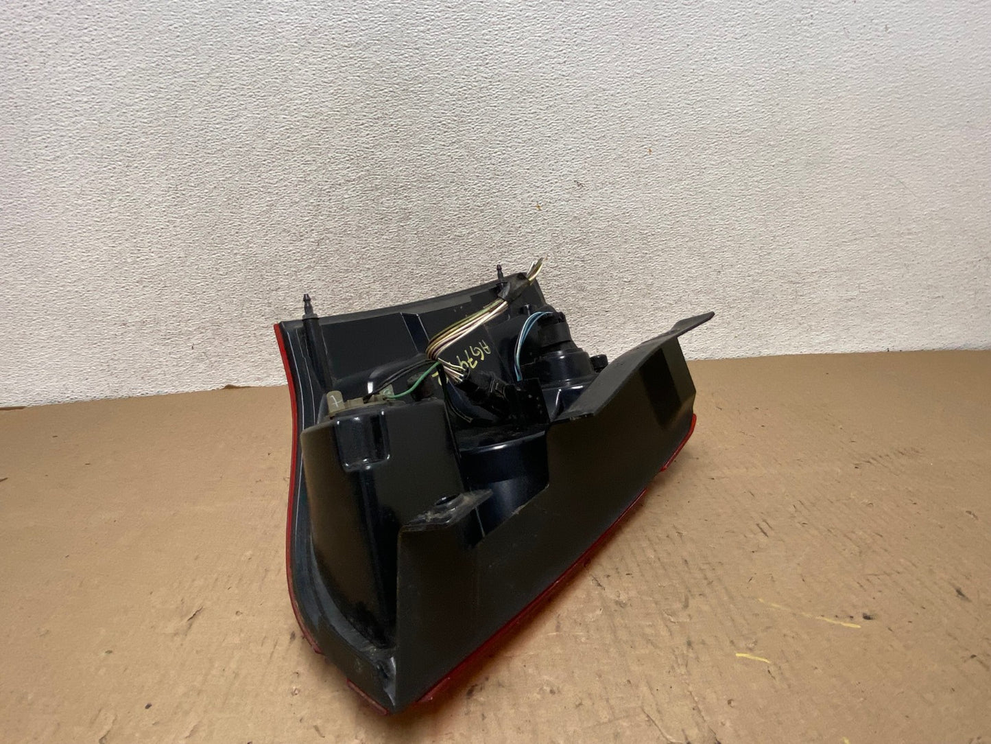 2011 - 2018 Dodge Grand Caravan Right Passenger RH Tail Light Led AG7992 LK9
