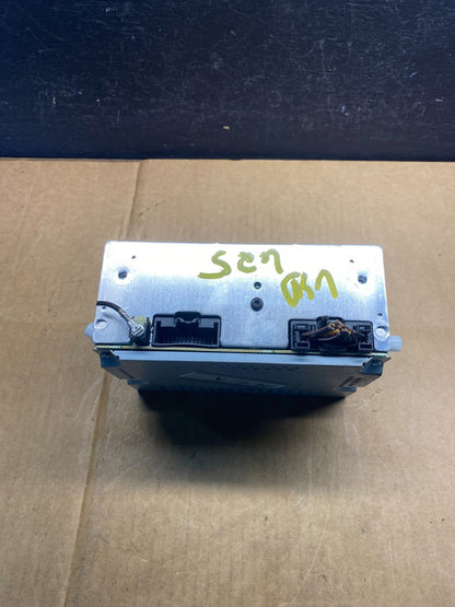 2012 2013 2014 Ford Focus Fusion Radio Audio Receiver AM FM CD MP3 AD3586 DG5