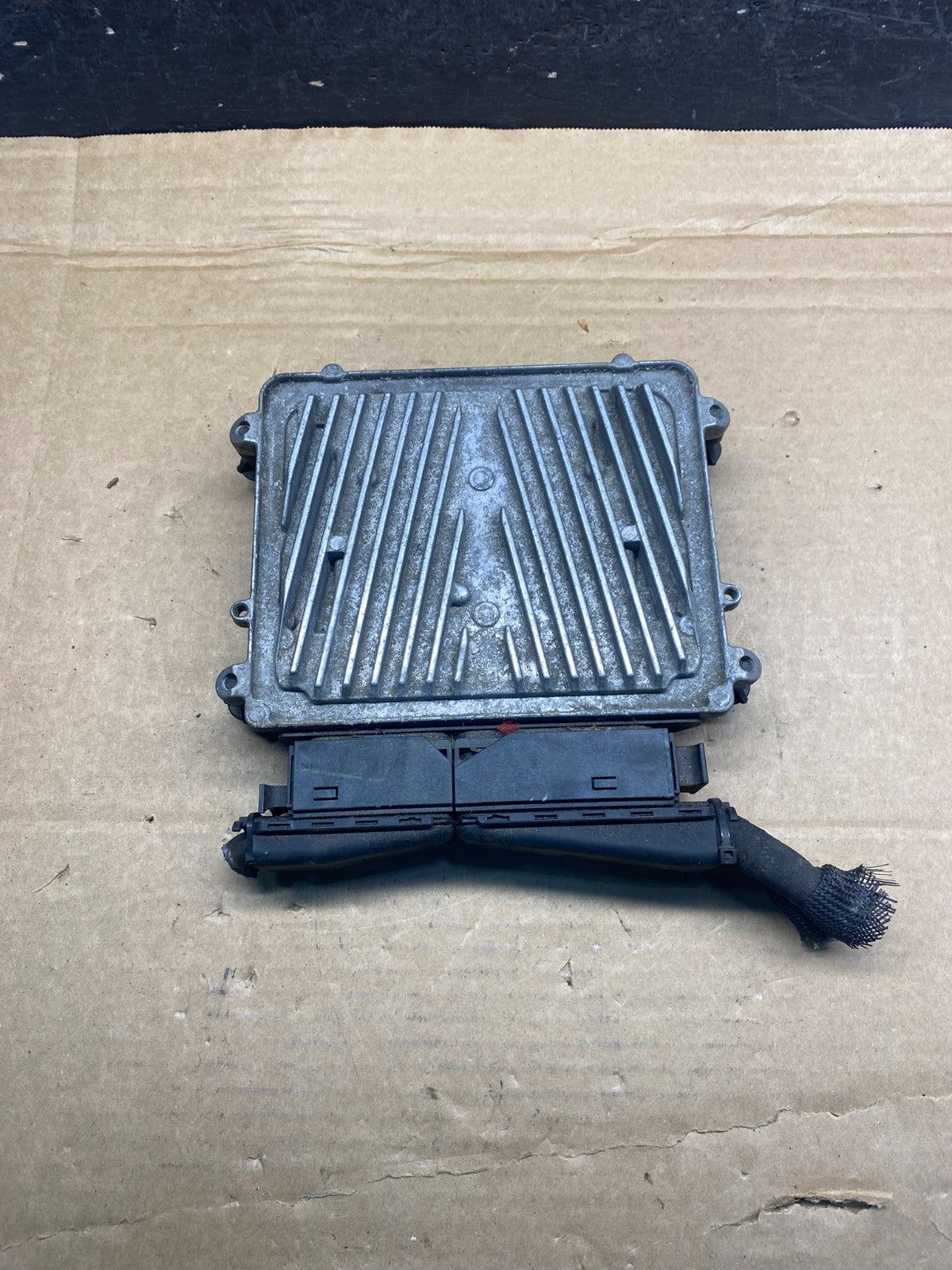 2007 to 2012 Mercedes GL450 ECM ECU Engine Control Module AH4831 DW1
