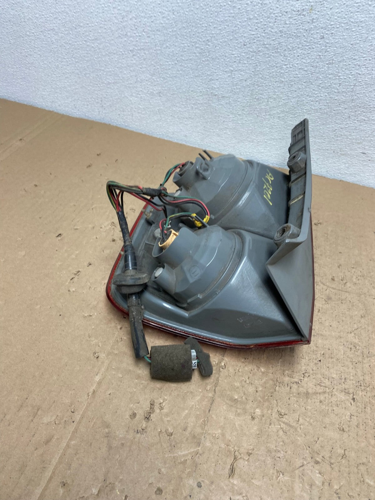 2003 2004 2005 Honda Pilot Left Driver LH Side Tail Light AC7201 LK7