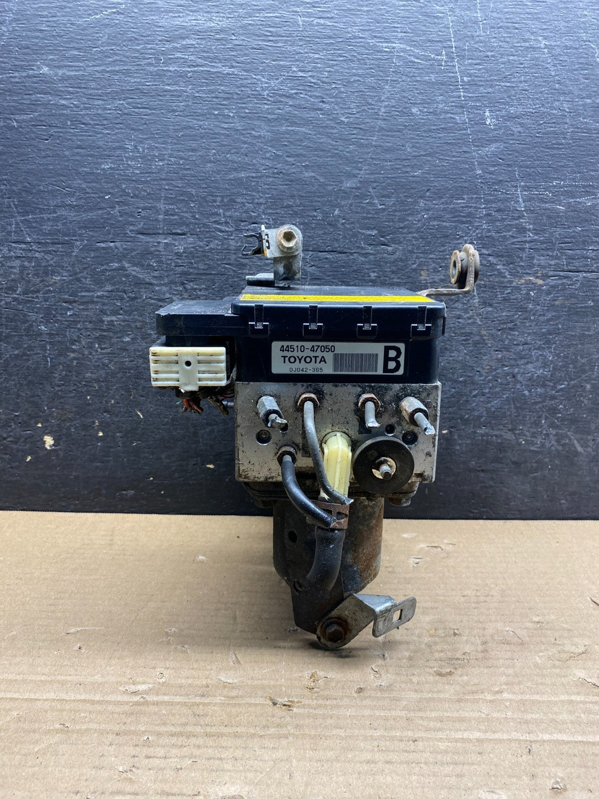 2004 - 2009 Toyota Prius ABS Brake Pump Anti Lock Module AI7475 DG1