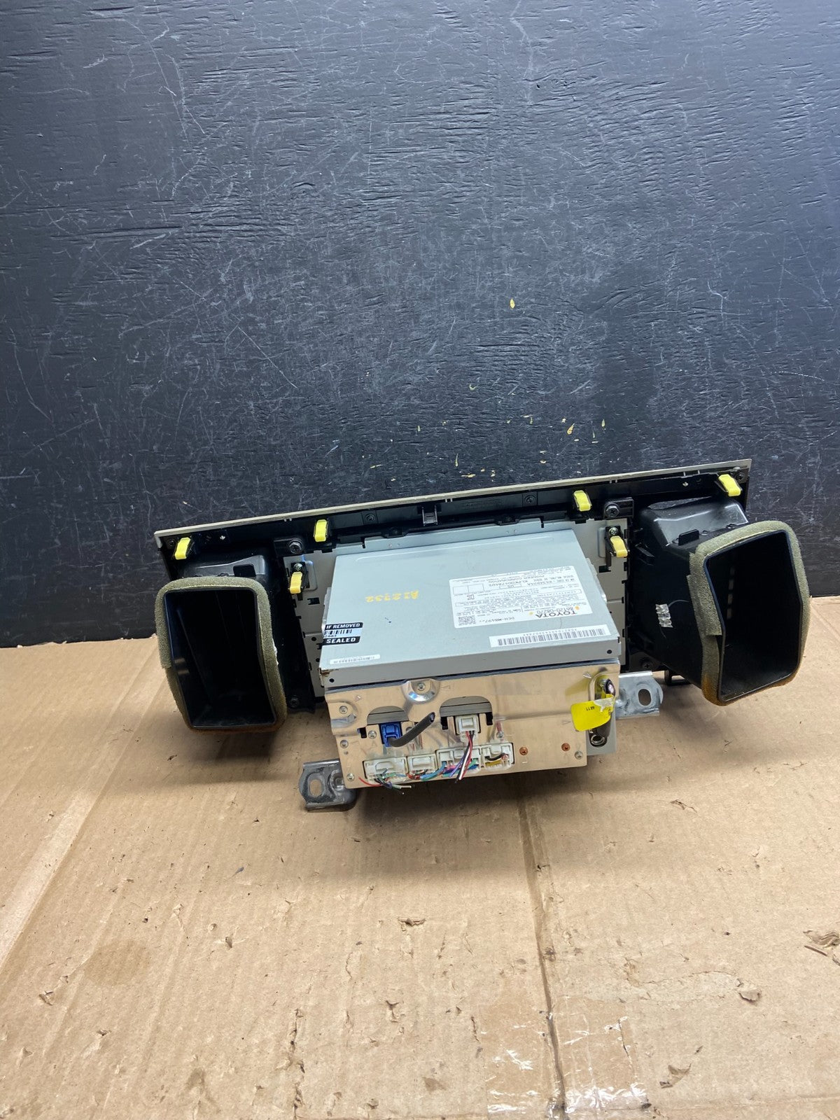 2011 to 2014 Toyota Sienna AM FM CD Mp3 Radio Receiver AI2732 DG3