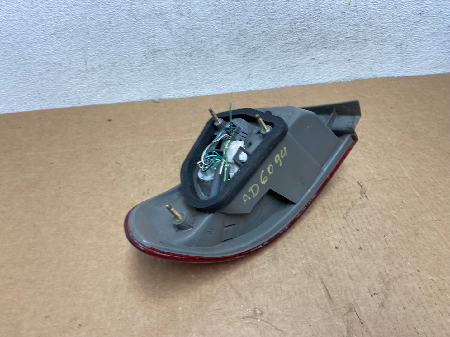 1998 1999 2000 Toyota Corolla Right Passenger Side Tail light AD6094 LK5
