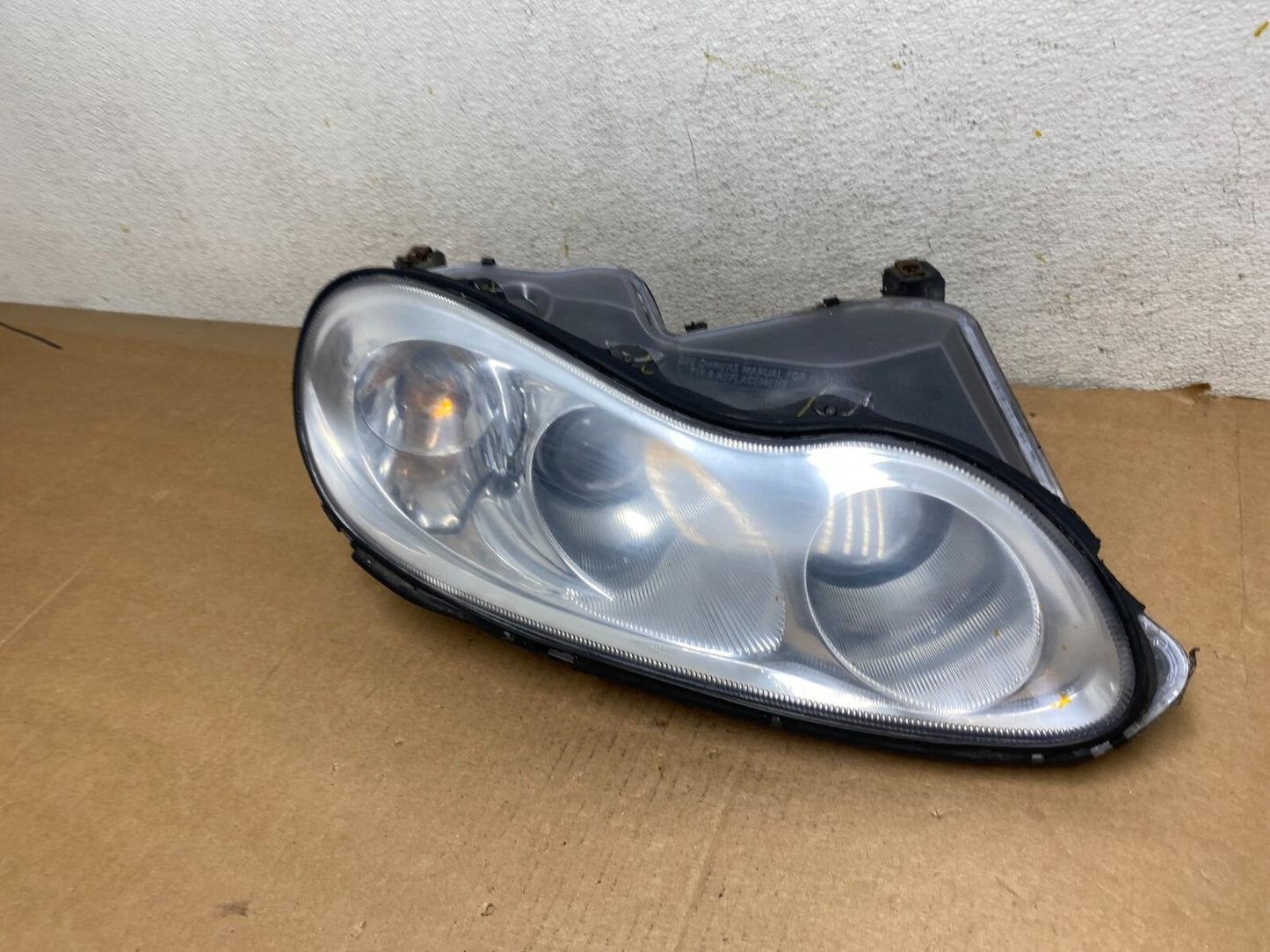 1999 to 2004 Chrysler LHS Right Passenger RH Side Halogen Headlight L2473 DW1