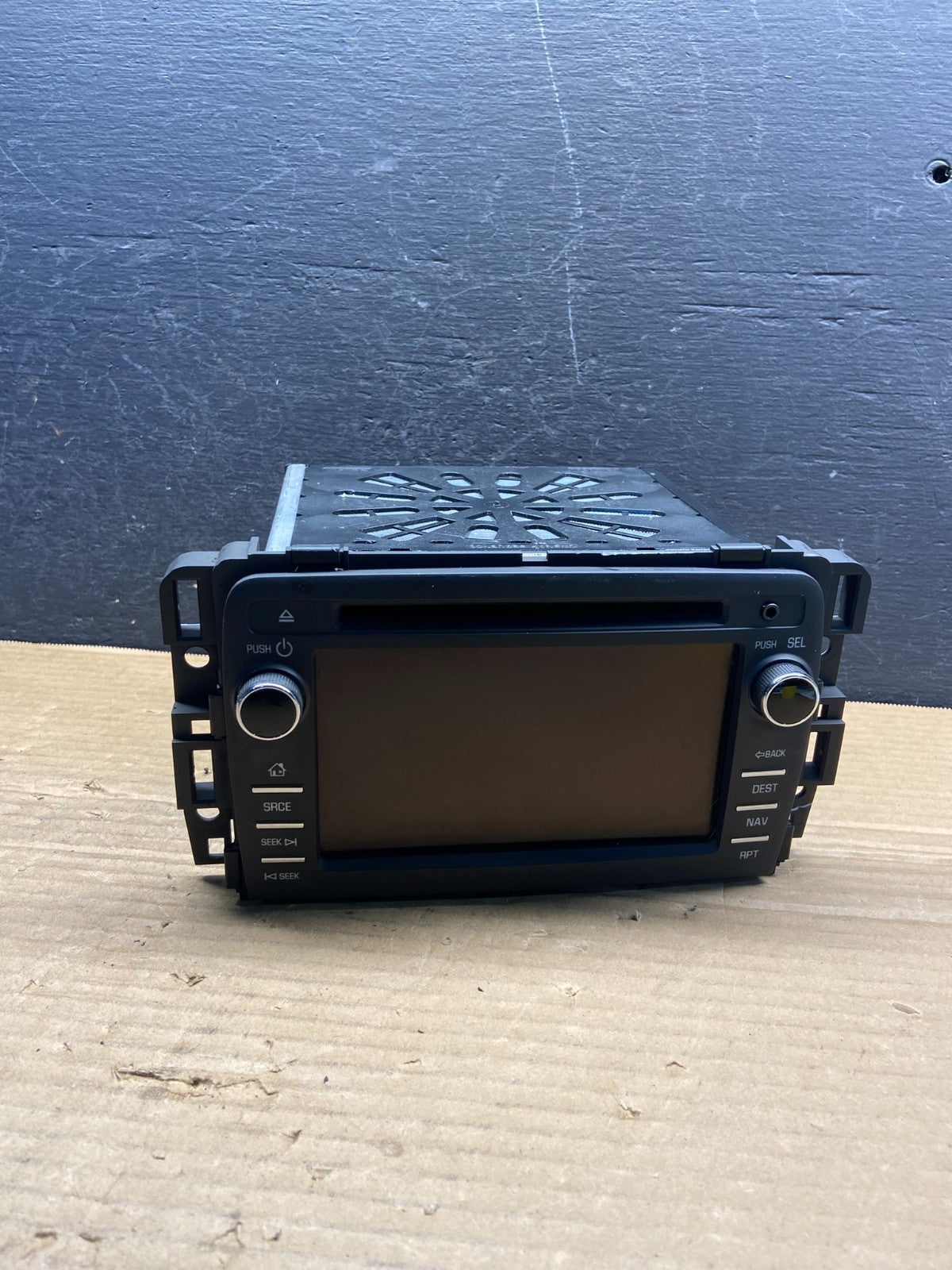 2015 2016 2017 GMC Acadia Radio Display Screen AM/FM AUX AE4548 DG0