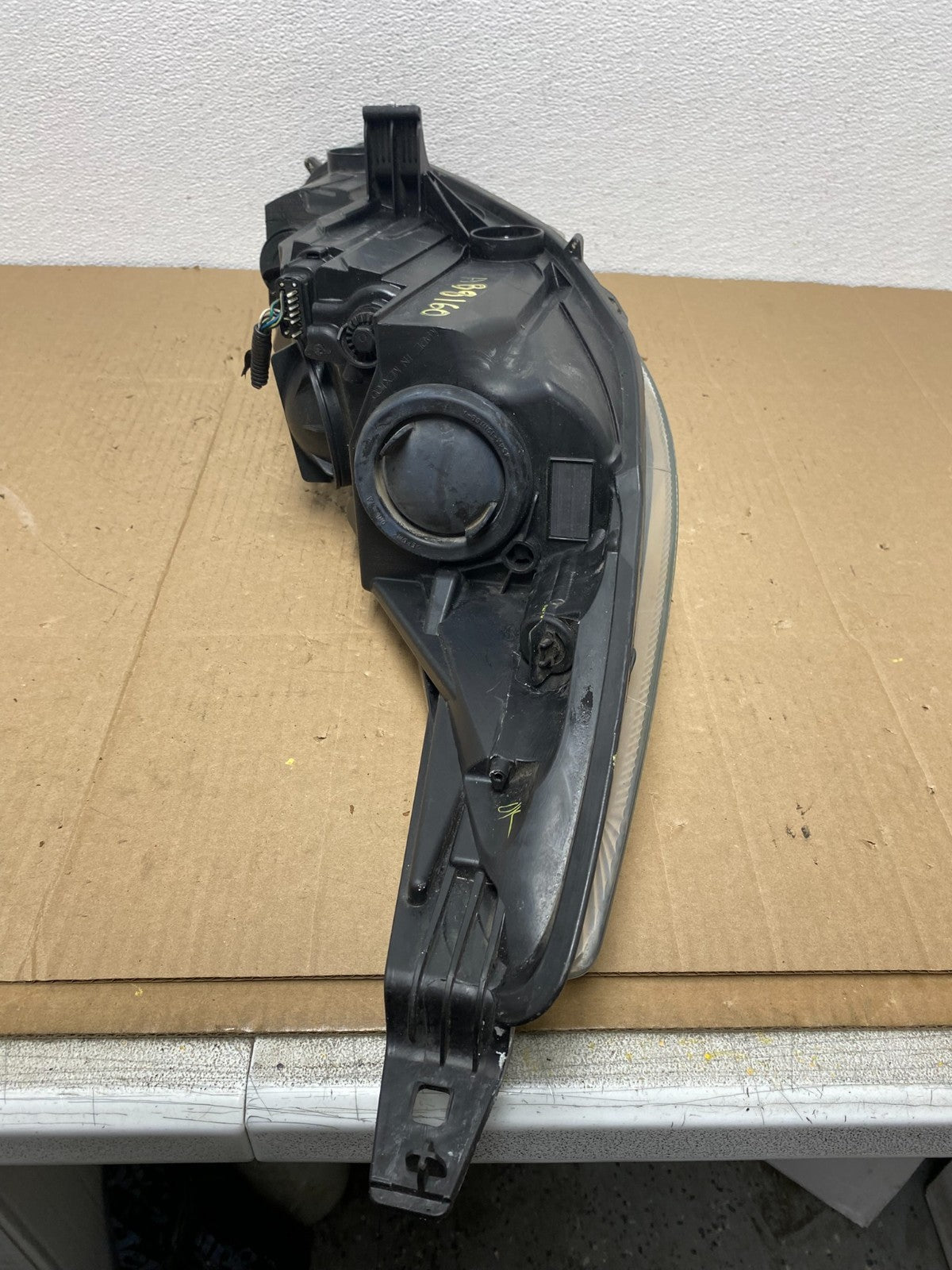 2014 to 2019 Ford Fiesta Left Driver LH Halogen Headlight Oem AB8160 DW9