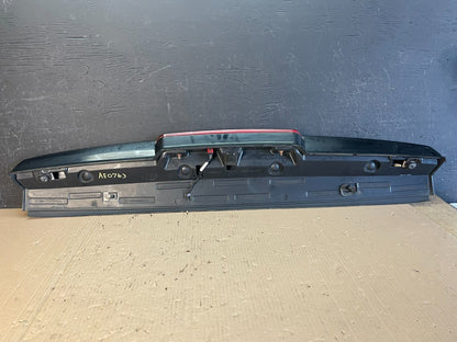 2007-2014 Chevrolet Tahoe Suburban Yukon Spoiler Wing 3rd Brake Light AE0763 DG3