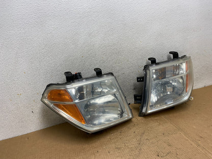 2005 2006 2007 Nissan Pathfinder Halogen Headlights Left+Right AI5608 DW2