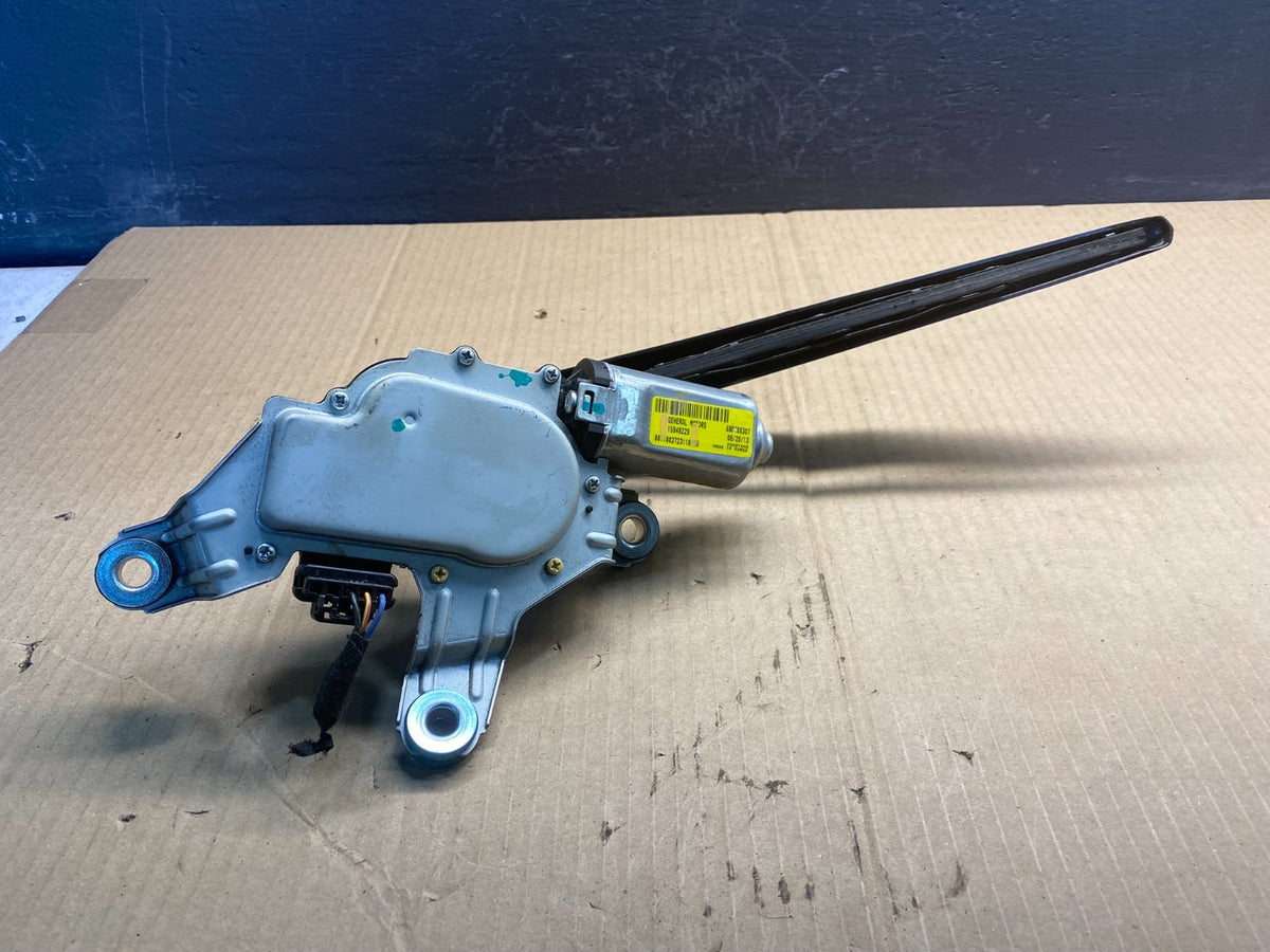 2010 to 2016 Cadillac SRX Rear Windshield Washer Wiper Motor AC0886 DG5