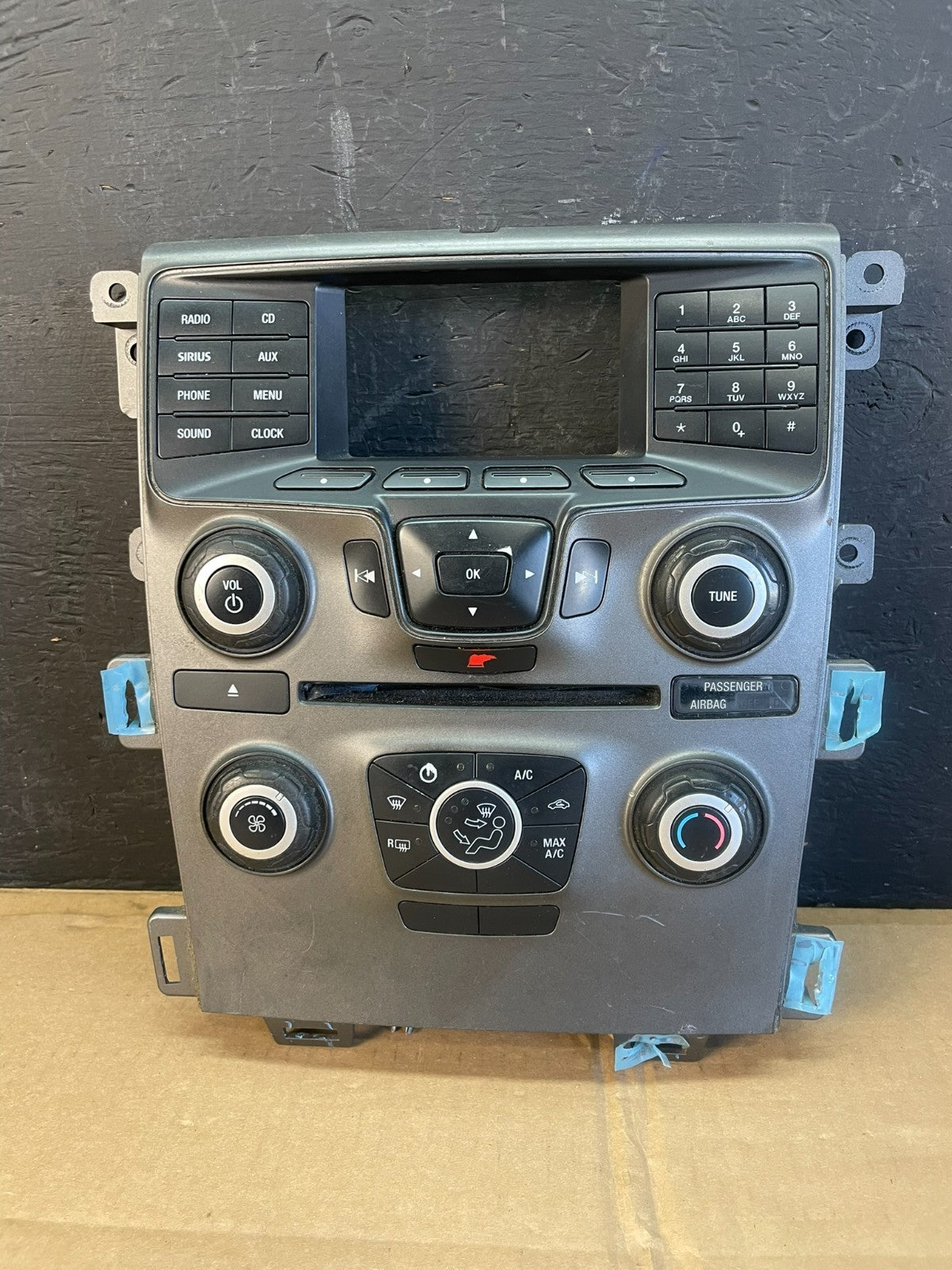 2011-2014 Ford Edge Heater Climate Control Radio CD Control Dash Bezel ac5472 DG0
