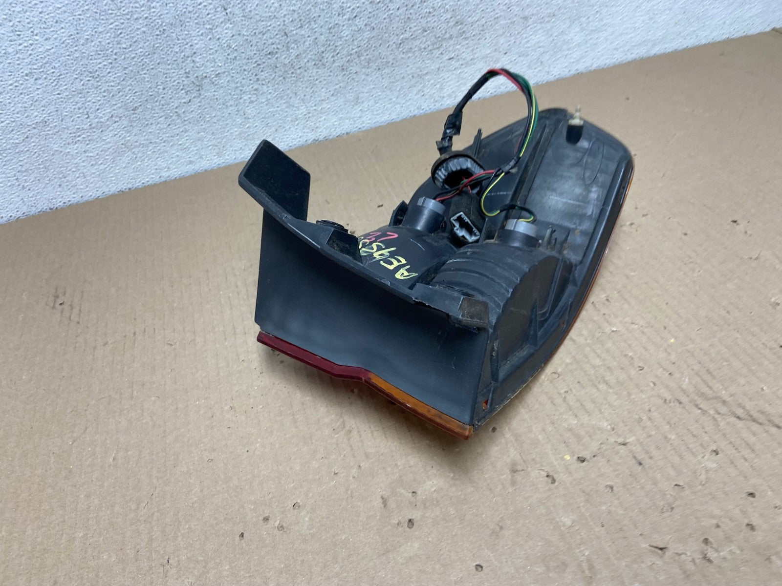 2002 2003 2004 Honda Odyssey Left Driver LH Side Tail Light AE9558 LK4